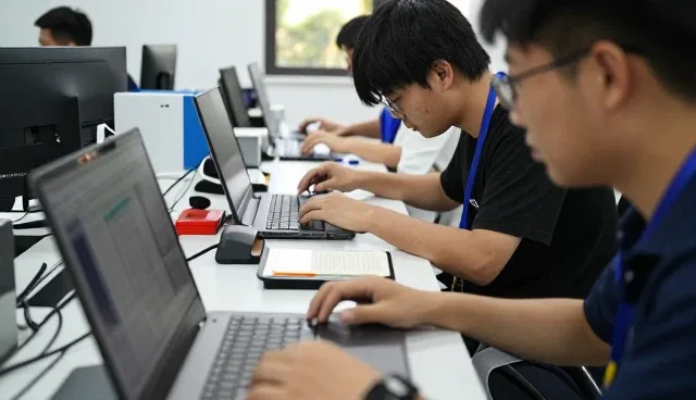 常州市斯奇尔精密模具有限公司以应用开发等服务连接更多应用场景